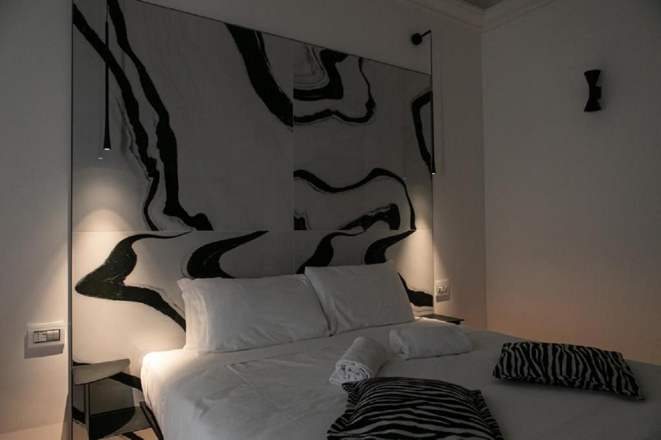 Bhr Cavour 150 Hotel Рим Екстериор снимка