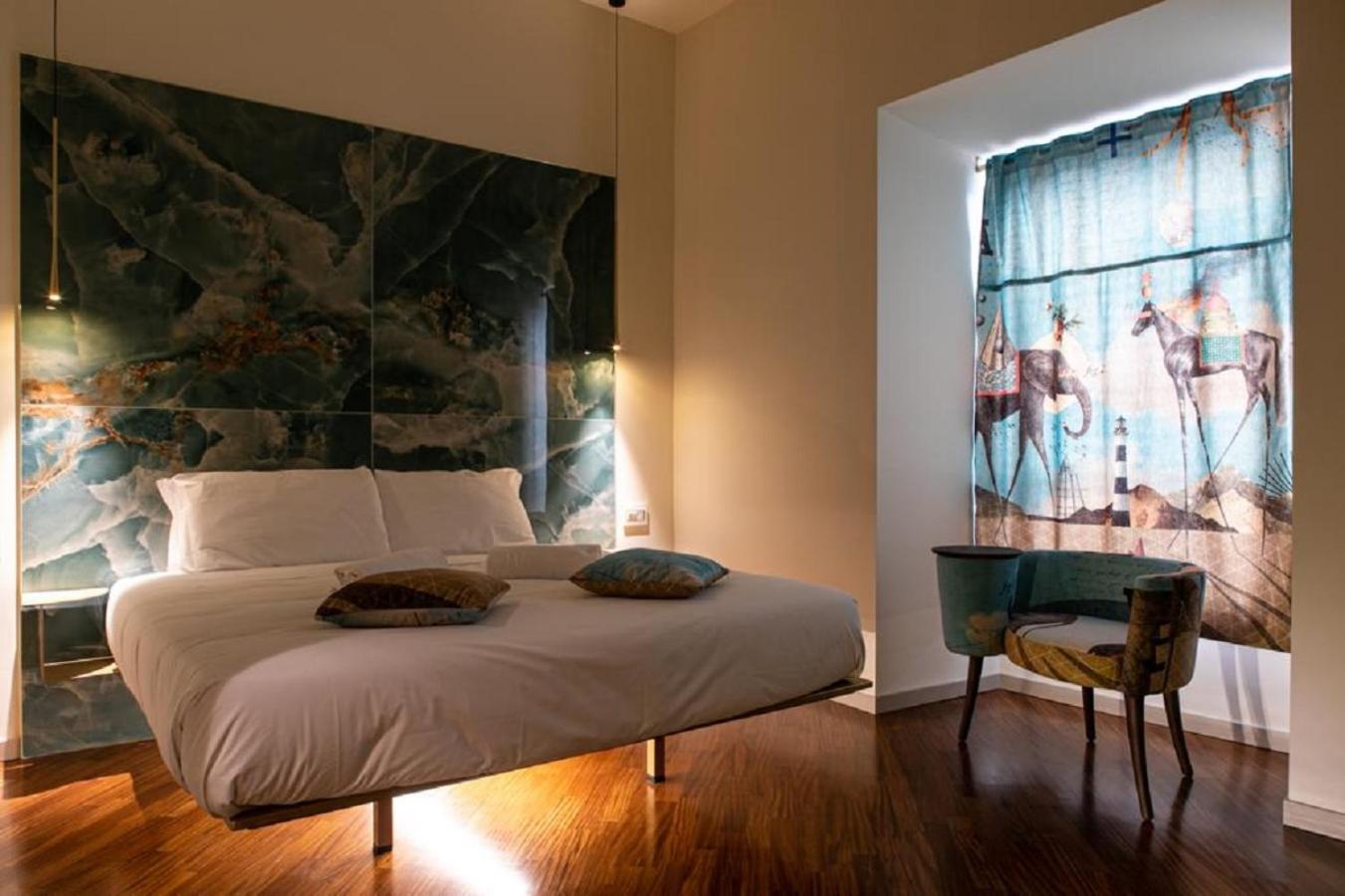 Bhr Cavour 150 Hotel Рим Екстериор снимка