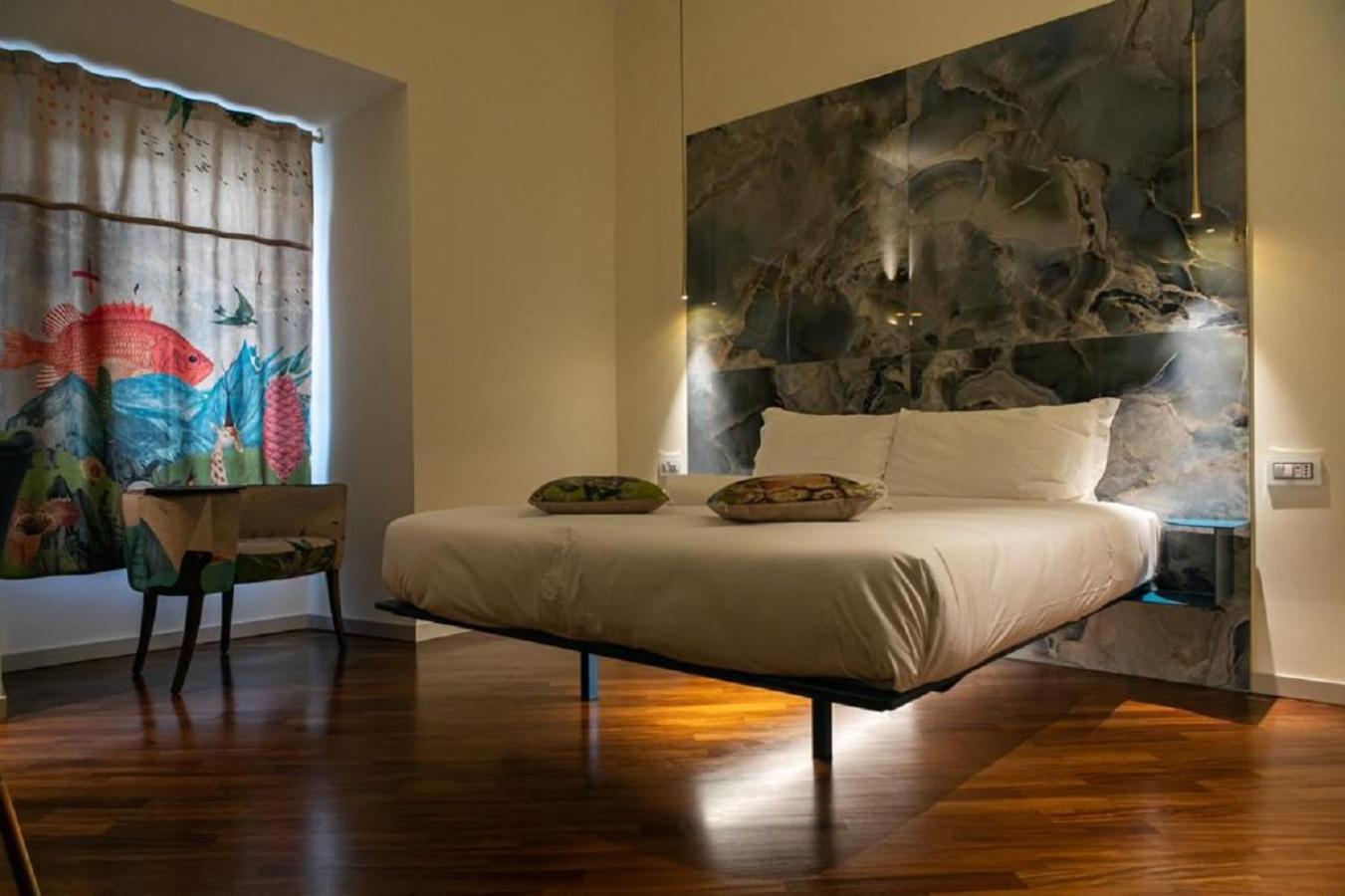 Bhr Cavour 150 Hotel Рим Екстериор снимка