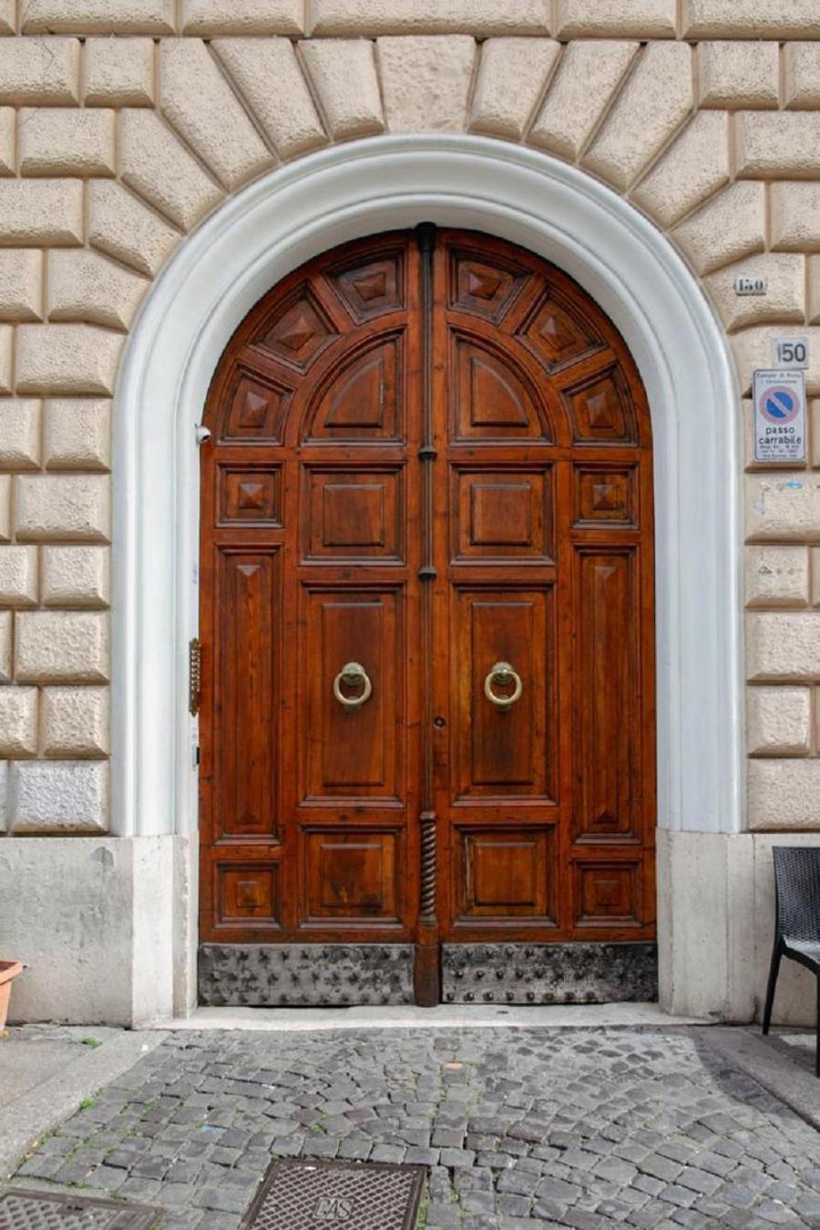 Bhr Cavour 150 Hotel Рим Екстериор снимка